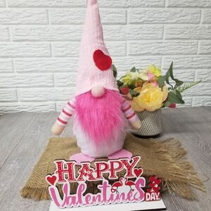 Valentine's Day Decor